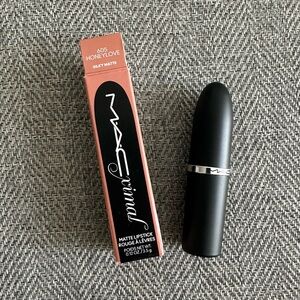 Honeylove Silky Matte Lipstick - Honeylove 605 shade